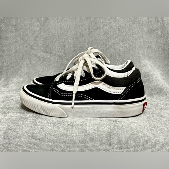 Vans Kids Black and White Sneakers - Picture 2 of 6
